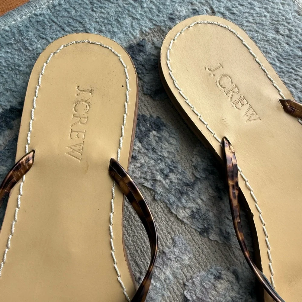J. Crew | Leopard print strap Flip flop sandals size 7